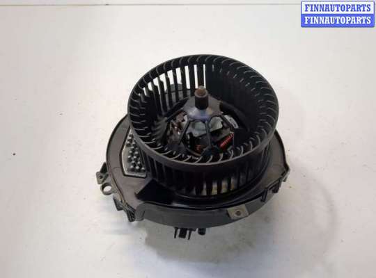 Купить Двигатель отопителя (моторчик печки) на Skoda SuperB 2015-2025 Двигатель отопителя (моторчик печки) SK493424 на Skoda SuperB 2015-2025