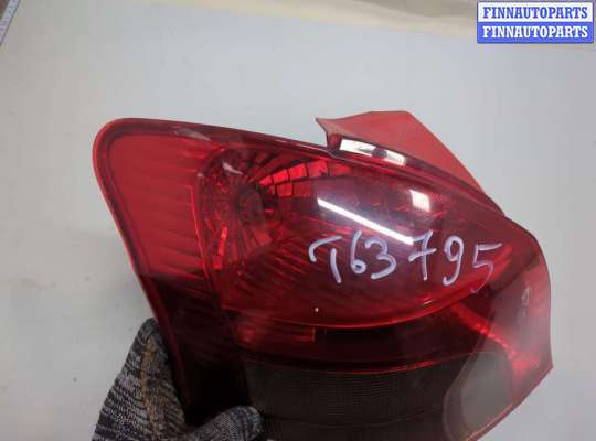купить Фонарь (задний) на Toyota Yaris 2005-2011