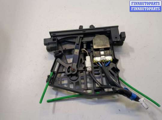 купить Переключатель отопителя (печки) на Nissan Serena (C23) 1991-2002