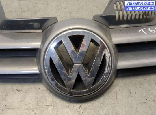 купить Решетка радиатора на Volkswagen Golf 5 2003-2009
