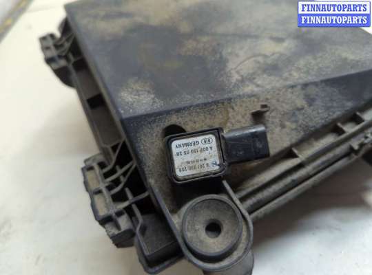 купить Корпус воздушного фильтра на Mercedes GLS X166 2015-2019