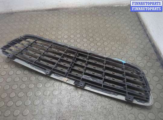 купить Решетка радиатора на Mercedes C W203 2000-2008