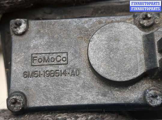 купить Кнопка открывания багажника с крышки на Ford Galaxy 2010-2015