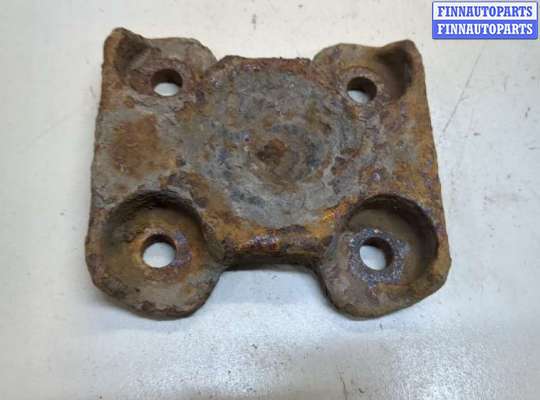 Кронштейн (лапа крепления) VG2473659 на Volkswagen Caddy 2004-2015