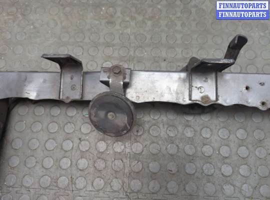 купить Рамка передняя (телевизор) на Toyota Auris E15 2006-2012