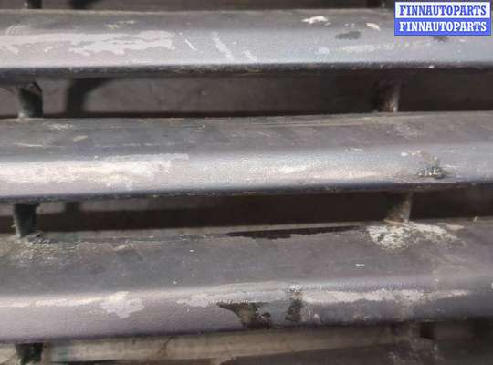 Решетка радиатора на Range Rover II (LP, P38A)