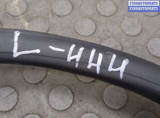 купить Уплотнитель на Chevrolet Equinox 2017-2024