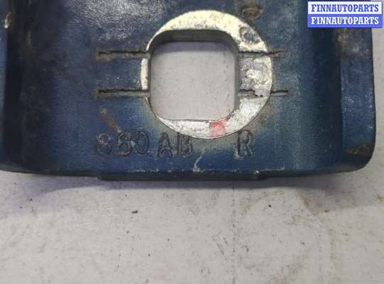 купить Петля двери на Dodge Grand Caravan 2010-2020