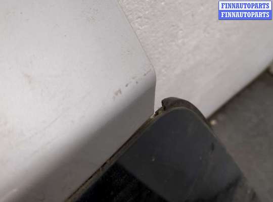 купить Крышка (дверь) багажника на Mitsubishi Colt 1996-2004