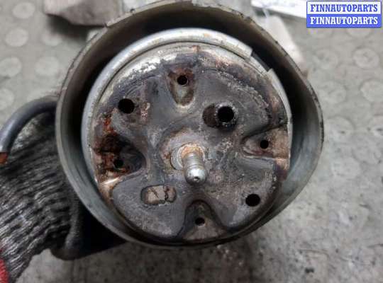 купить Подушка крепления двигателя на Volkswagen Passat 5 2000-2005