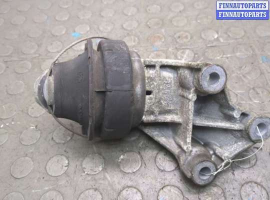 купить Кронштейн двигателя на Volvo XC90 2002-2014