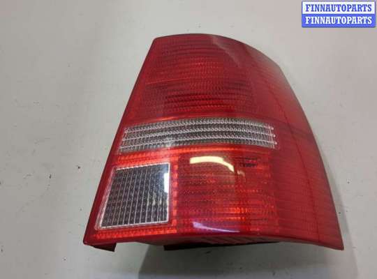 Фонарь задний на Volkswagen Golf IV (1J)