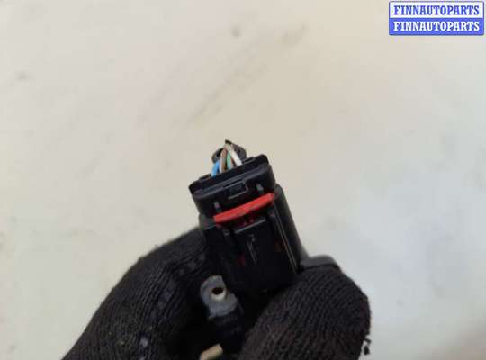 купить Измеритель потока воздуха (расходомер) на Ford Focus 2 2008-2011