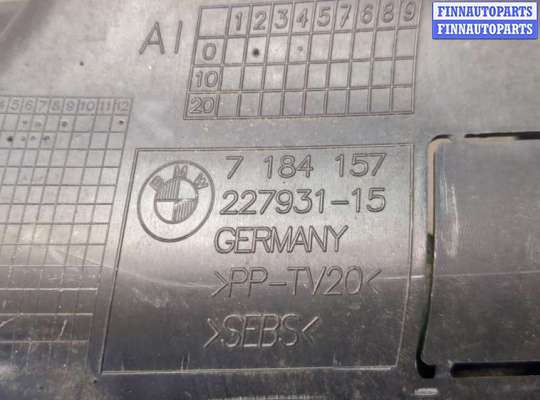 купить Воздухозаборник на Volkswagen Touareg 2007-2010