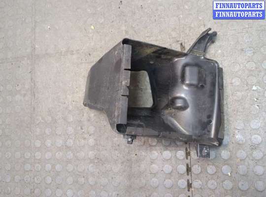 купить Воздухозаборник на Volkswagen Touareg 2007-2010