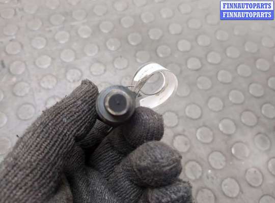 купить Форсунка топливная на Mitsubishi Montero Sport / Pajero Sport 1996-2008