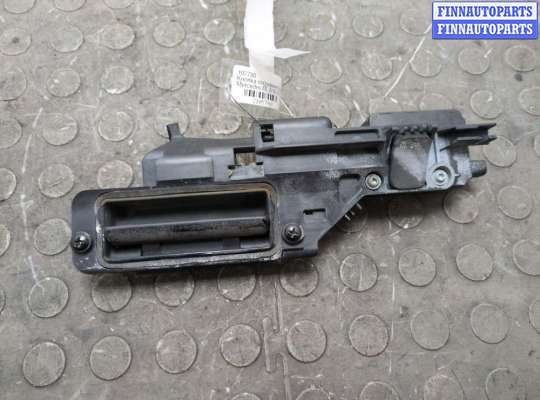 Кнопка открывания багажника с крышки MB1687607 на Mercedes ML W163 1997-2005