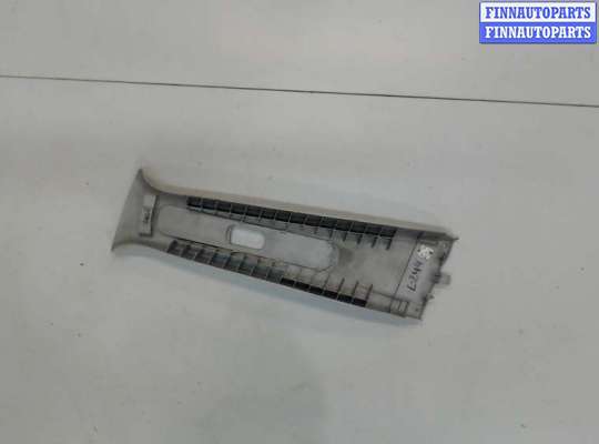 купить Накладка центральной стойки на Toyota Matrix 2002-2008