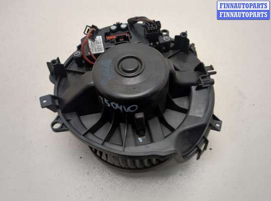 Купить Двигатель отопителя (моторчик печки) на Skoda SuperB 2015-2025 Двигатель отопителя (моторчик печки) SK493425 на Skoda SuperB 2015-2025