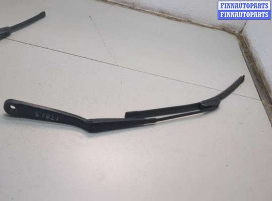 Поводок дворника на BMW X3 (E83)