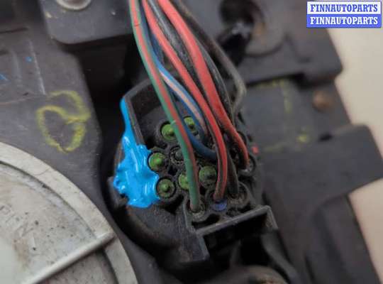 Фара передняя на Land Rover Discovery III