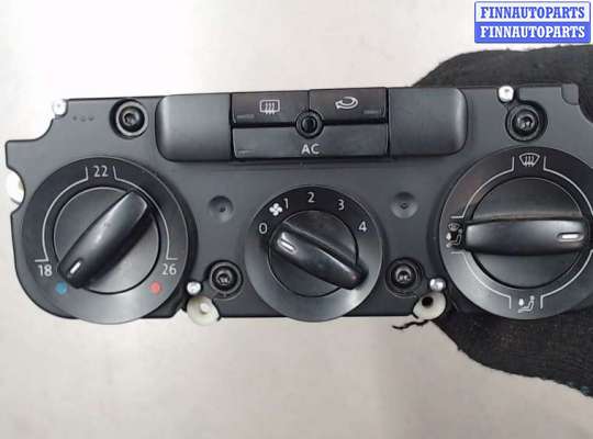 купить Переключатель отопителя (печки) на Volkswagen Jetta 5 2004-2010