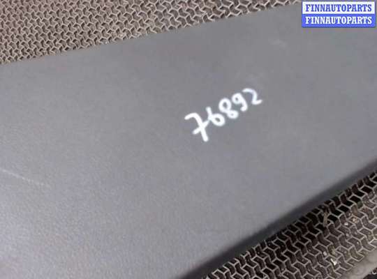 купить Обшивка центральной стойки на Ford Focus 2 2005-2008