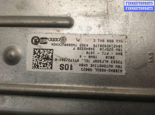 купить Подушка безопасности коленная на Volkswagen Golf 6 2009-2012