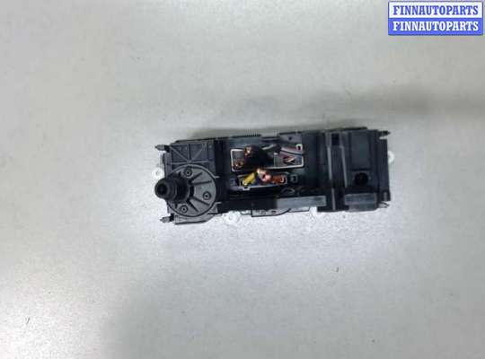 купить Переключатель отопителя (печки) на Volkswagen Golf 5 2003-2009