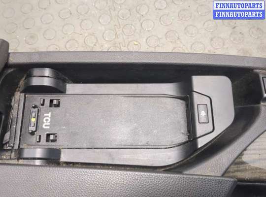 купить Консоль салона (кулисная часть) на BMW 5 E60 2003-2009