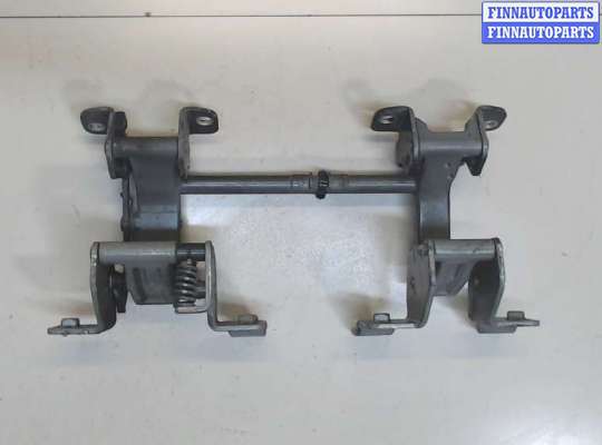 купить Петля двери на Nissan Titan 2003-2007