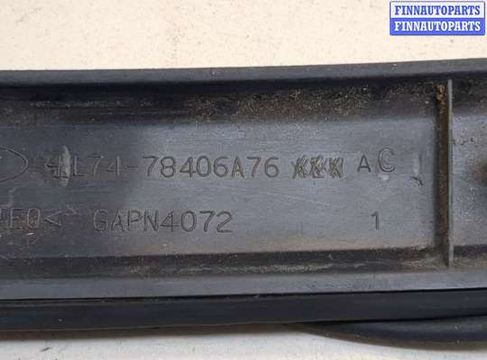 купить Накладка крышки багажника (двери) на Lincoln Navigator 2006-2014