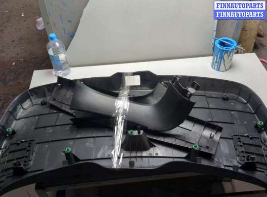 купить Обшивка крышки (двери) багажника на Mazda CX-5 2012-2017
