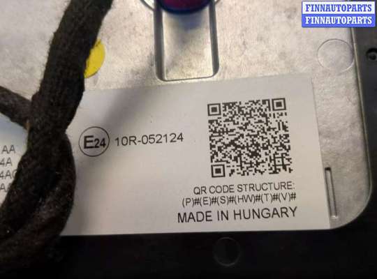 купить Дисплей мультимедиа на Volvo V60 2018-