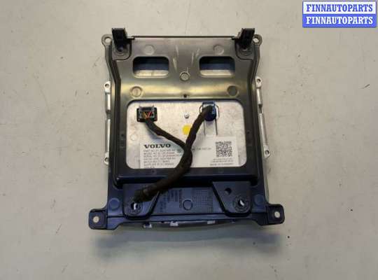 купить Дисплей мультимедиа на Volvo V60 2018-