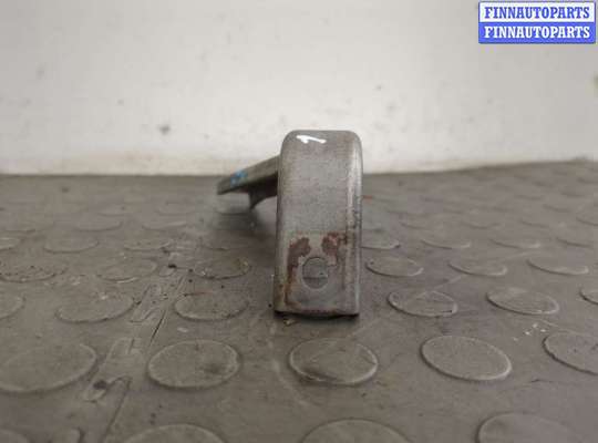 Кронштейн прочее на Toyota Auris I (E150)