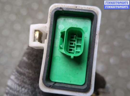 купить Замок двери на Volvo S40 / V40 1995-2004