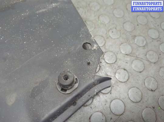 купить Накладка замка капота на Citroen C5 2008-2017