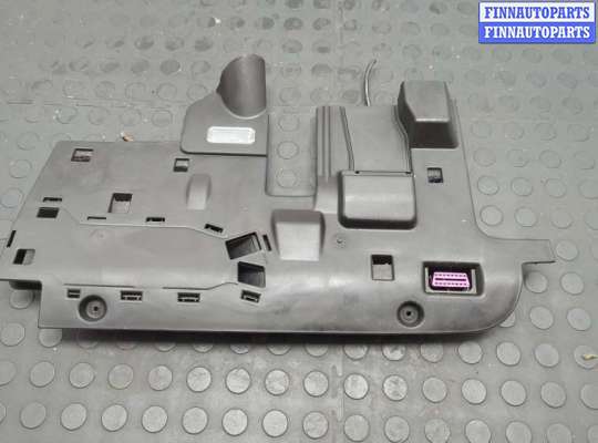 купить Пластик панели торпеды на Audi Q7 2005-2015