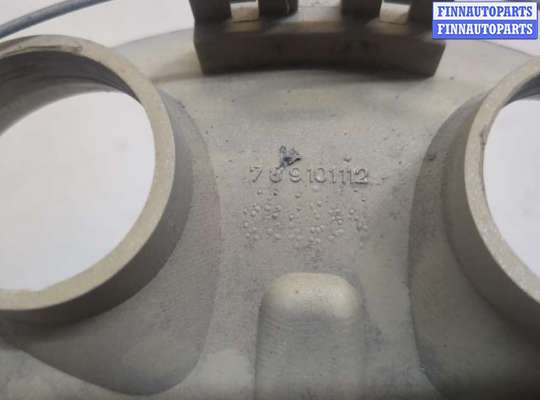 купить Колпачок литого диска на Toyota Sequoia 2000-2008