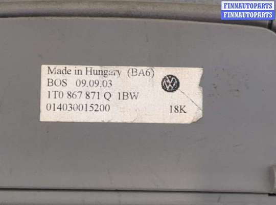 купить Шторка багажника на Volkswagen Touran 2003-2006