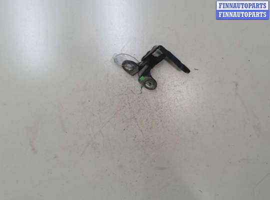 купить Петля крышки багажника на Land Rover Range Rover 3 (LM) 2002-2012