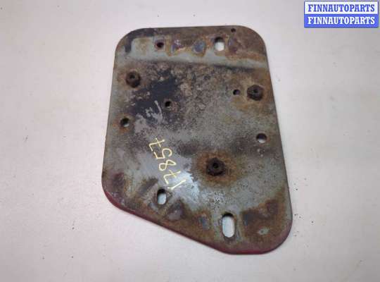 купить Кронштейн (лапа крепления) на Jeep Wrangler 1996-2006