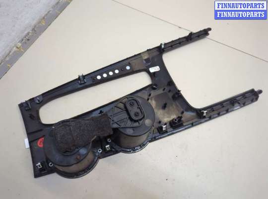 купить Рамка под кулису на Nissan Pathfinder 2012-2020