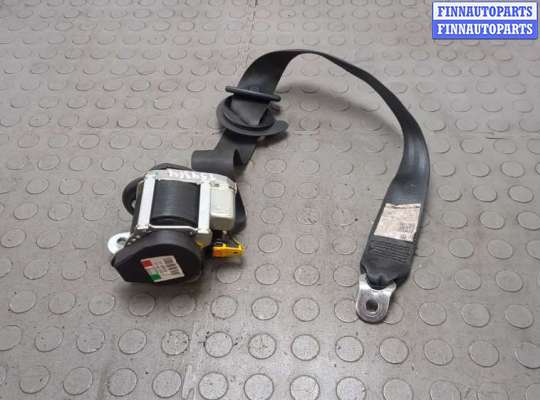 Ремень безопасности на Volkswagen Golf VI (5K)