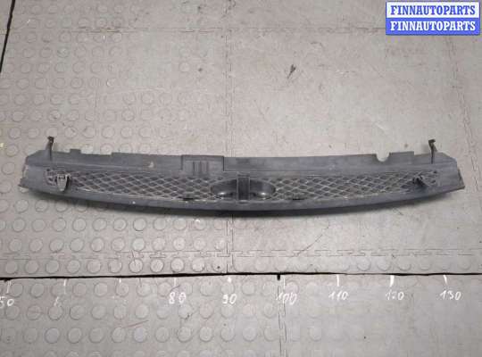 купить Решетка радиатора на Ford Fiesta 2001-2007