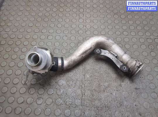 Патрубок интеркулера VG2776339 на Volkswagen Passat 6 2005-2010