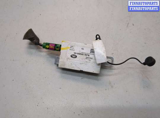 купить Усилитель антенны на Land Rover Range Rover 4 2012-2021