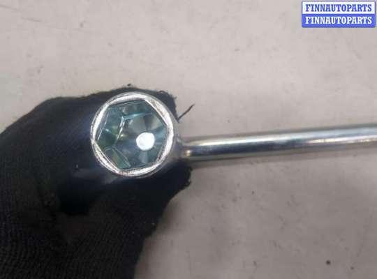 купить Ключ балонный на Hyundai Sonata 5 NF 2005-2010