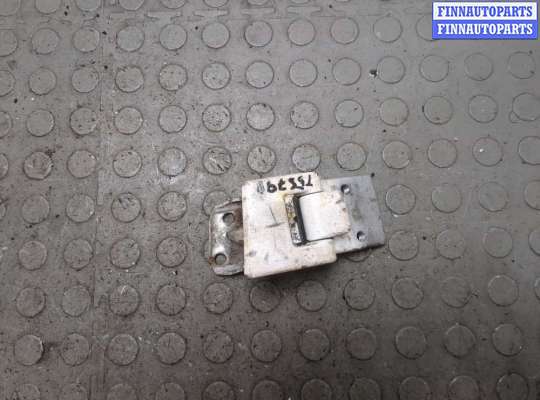 купить Петля двери на Mercedes Vito W638 1996-2003